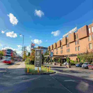 Comedy Club at Sheraton Skyline Hotel London Heathrow, London