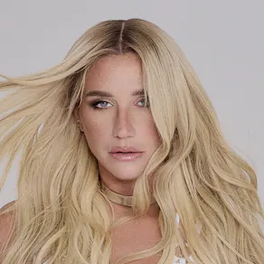 Kesha - Tits Out Tour