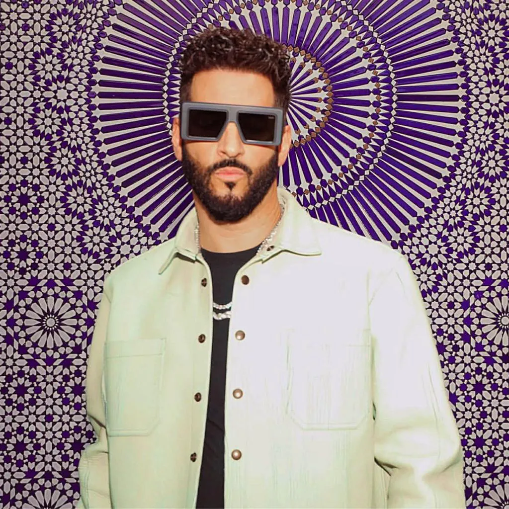 Jon B LIVE at 2Funky Music Cafe