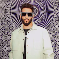 Jon B LIVE at 2Funky Music Cafe