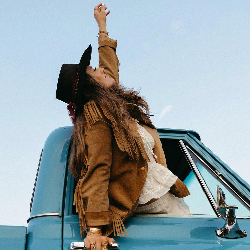 Alyssa Bonagura at Hare And Hounds Kings Heath