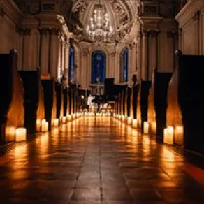 Rhapsody in Blue by Candlelight