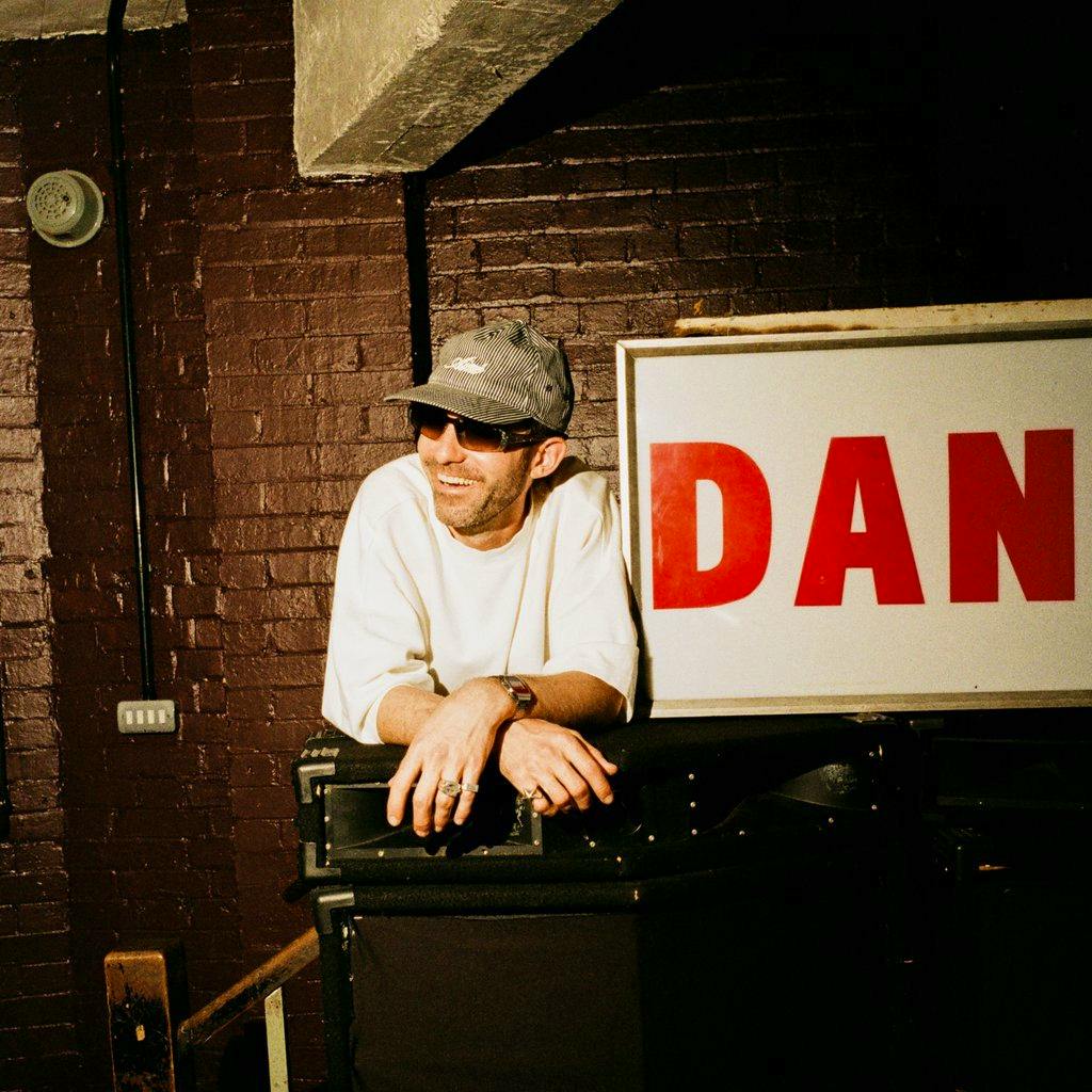 Love Affair Xmas Disco: DAN SHAKE at Hare And Hounds Kings Heath