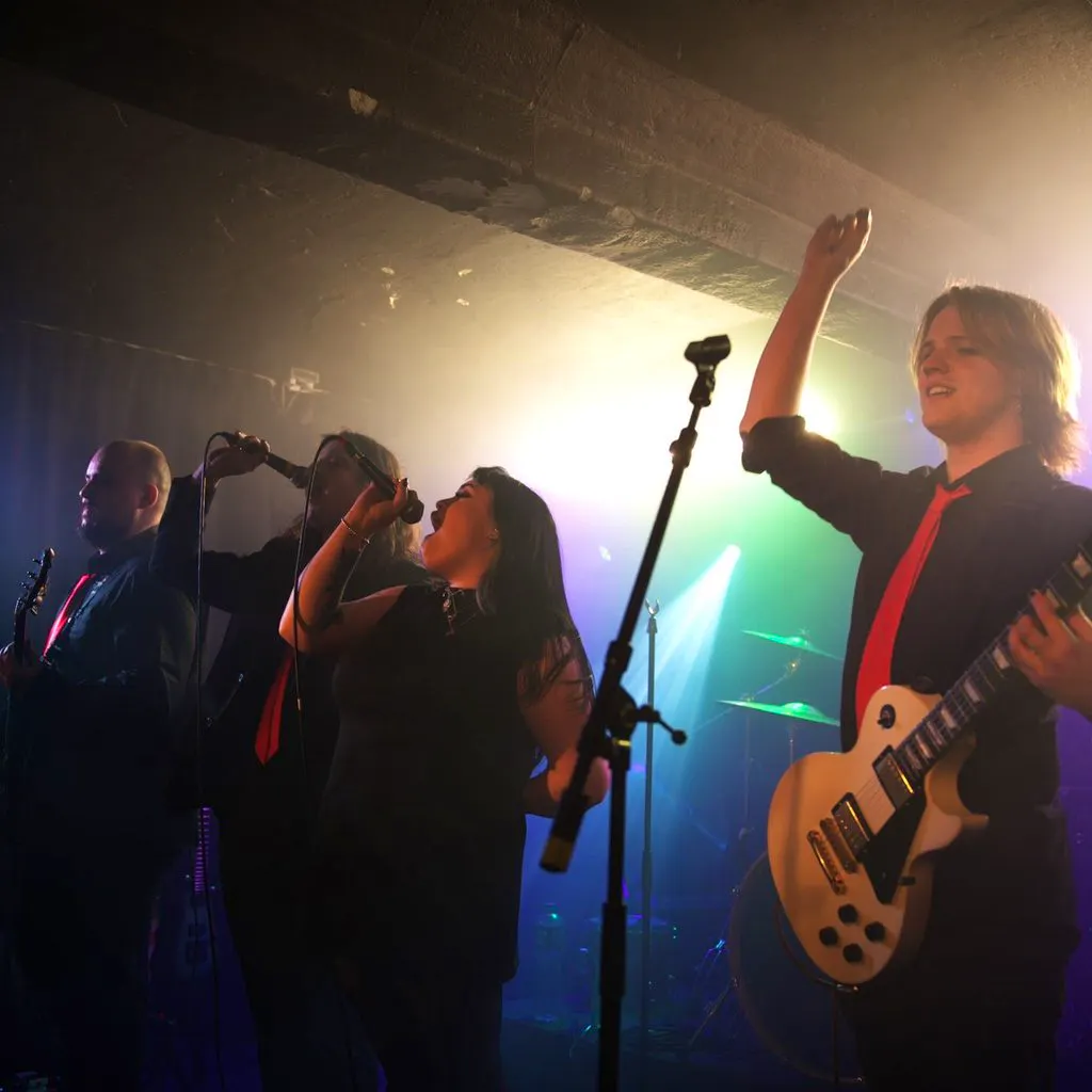 Emo Vs Nu Metal Live at Oh Yeah Music Centre