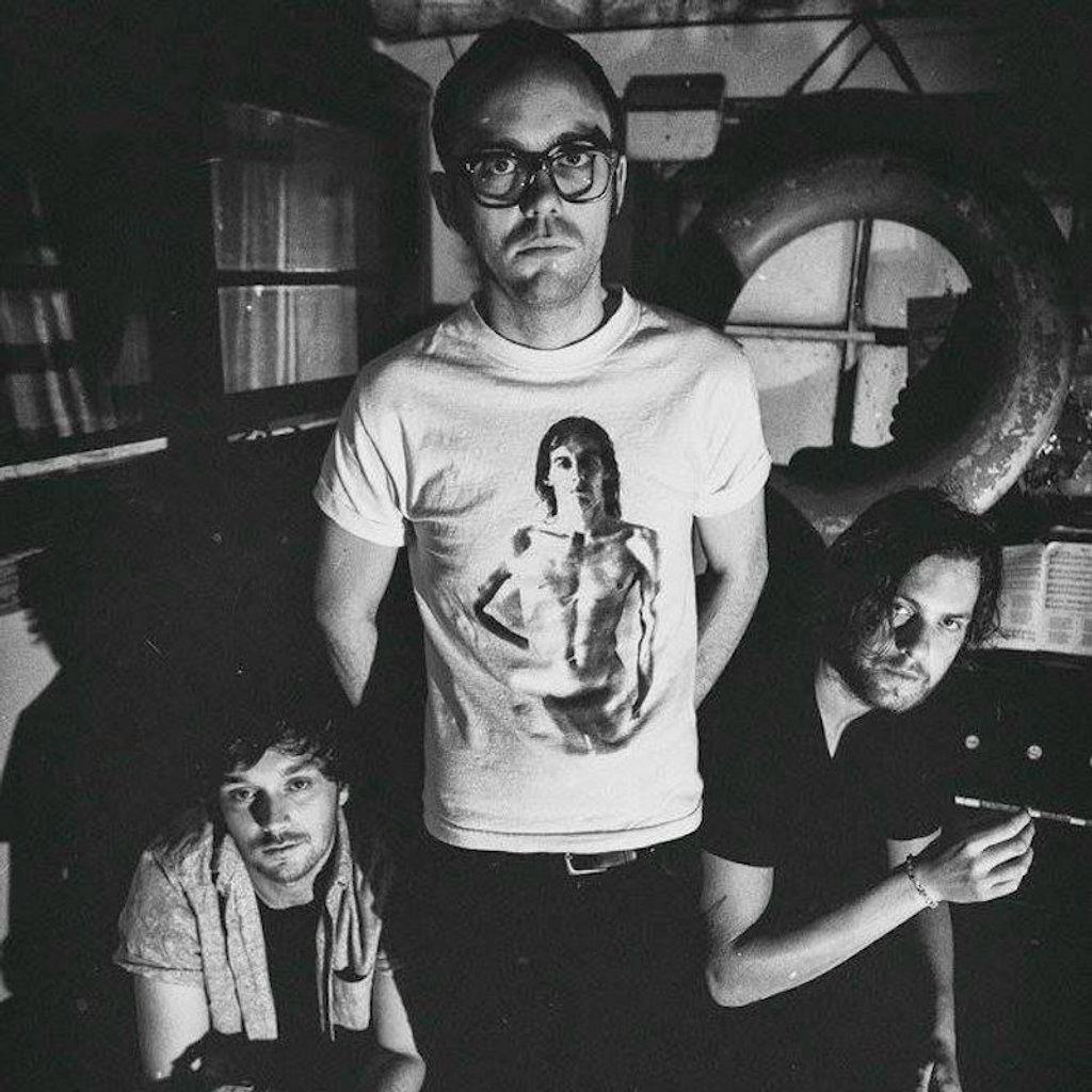 No Nothings // Silvers at Big Hands