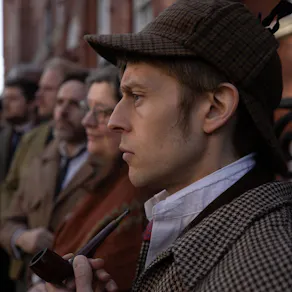 Adventures of the Improvised Sherlock Holmes